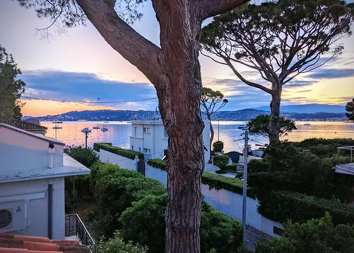 Waterfront In Cap D 펜션 *